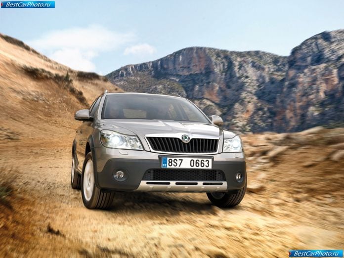 2010 Skoda Octavia Scout - фотография 4 из 38 2010 Skoda Octavia Scout - фотография 4 из 38