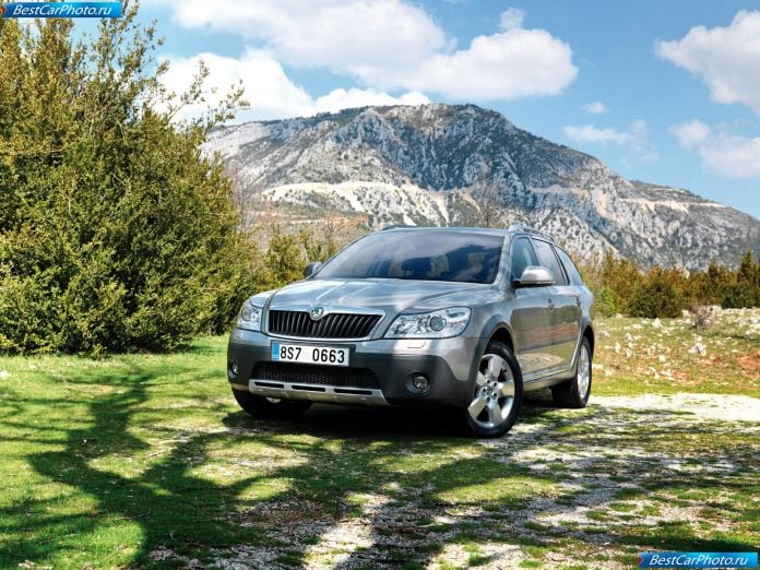 2010 Skoda Octavia Scout - фотография 8 из 38 2010 Skoda Octavia Scout - фотография 8 из 38