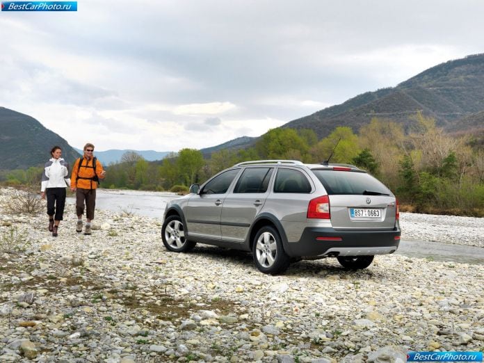 2010 Skoda Octavia Scout - фотография 24 из 38