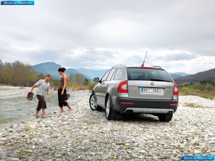 2010 Skoda Octavia Scout - фотография 26 из 38