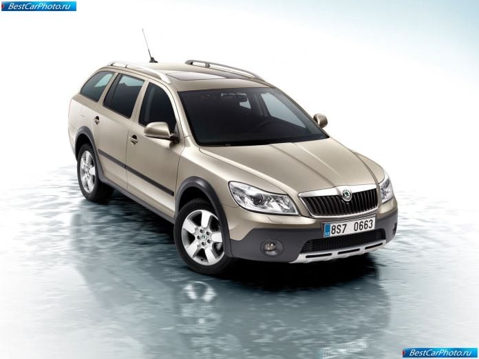 2010 Skoda Octavia Scout - фотография 30 из 38