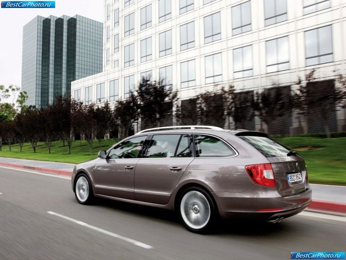 2010 Skoda Superb Combi - фотография 59 из 131 2010 Skoda Superb Combi - фотография 59 из 131