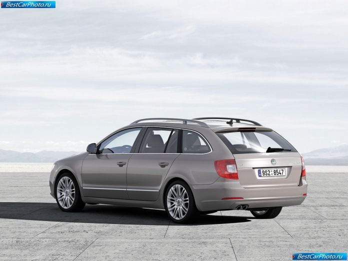 2010 Skoda Superb Combi - фотография 79 из 131 2010 Skoda Superb Combi - фотография 79 из 131