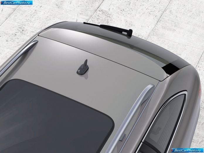 2010 Skoda Superb Combi - фотография 115 из 131