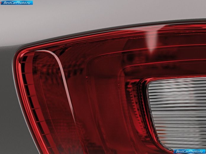 2010 Skoda Superb Combi - фотография 119 из 131