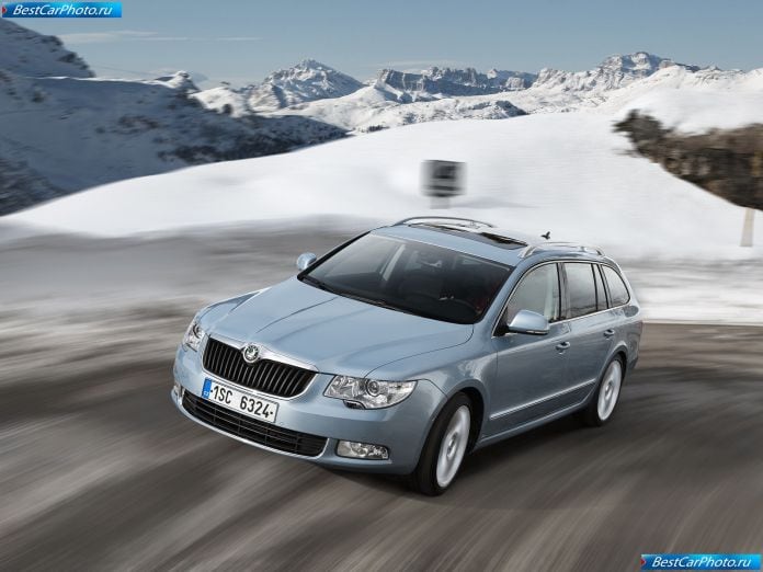 2010 Skoda Superb Combi 4x4 - фотография 3 из 15 2010 Skoda Superb Combi 4x4 - фотография 3 из 15