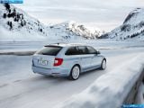 skoda_2010-superb_combi_4x4_1600x1200_010.jpg