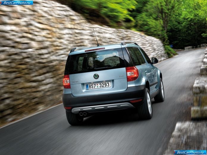 2010 Skoda Yeti - фотография 37 из 69