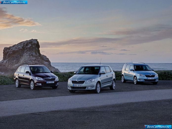 2011 Skoda Fabia - фотография 40 из 72