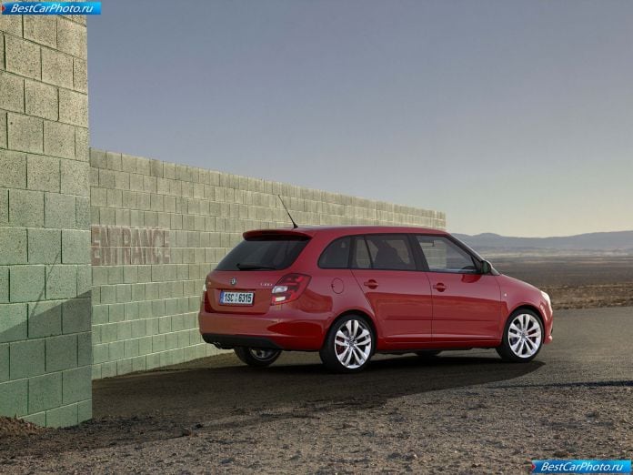 2011 Skoda Fabia Combi Rs - фотография 4 из 10 2011 Skoda Fabia Combi Rs - фотография 4 из 10