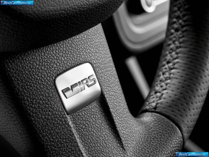 2011 Skoda Fabia Rs - фотография 15 из 24 2011 Skoda Fabia Rs - фотография 15 из 24