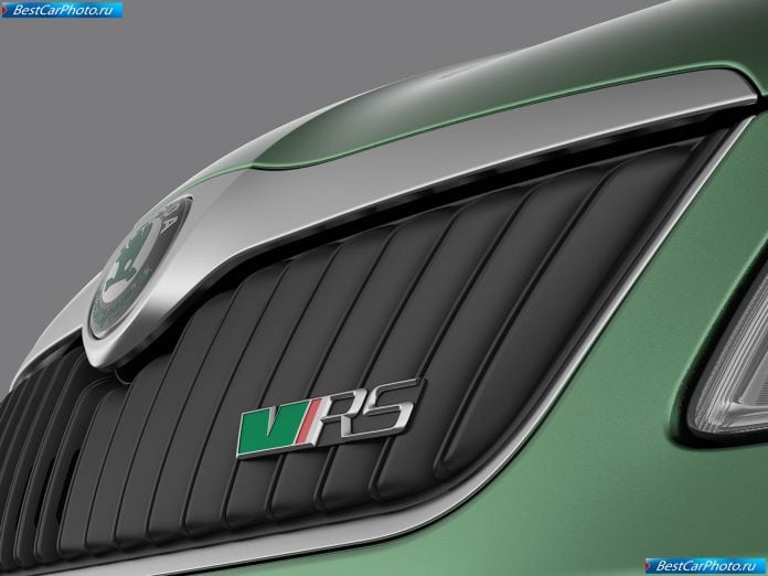 2011 Skoda Fabia Rs - фотография 18 из 24 2011 Skoda Fabia Rs - фотография 18 из 24