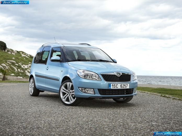 2011 Skoda Roomster - фотография 1 из 48 2011 Skoda Roomster - фотография 1 из 48