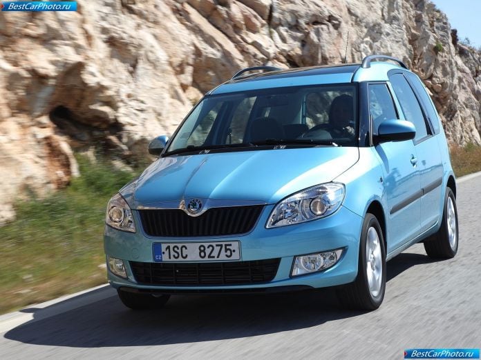 2011 Skoda Roomster - фотография 10 из 48
