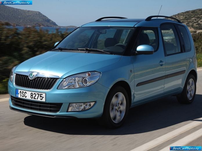 2011 Skoda Roomster - фотография 11 из 48