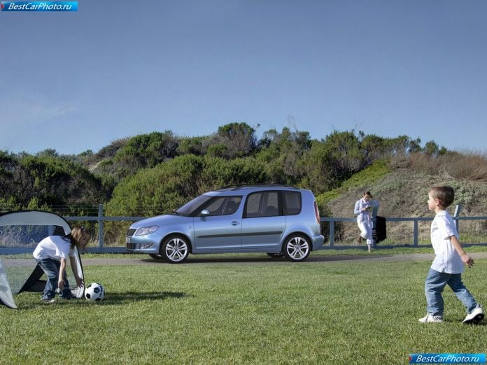 2011 Skoda Roomster - фотография 26 из 48 2011 Skoda Roomster - фотография 26 из 48