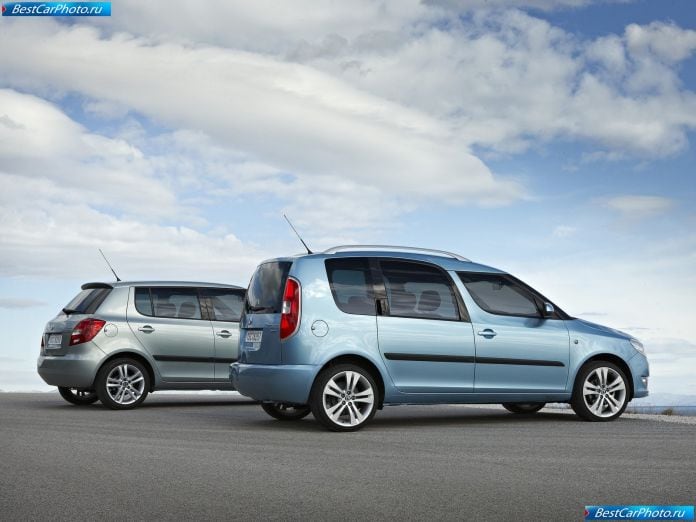 2011 Skoda Roomster - фотография 33 из 48 2011 Skoda Roomster - фотография 33 из 48