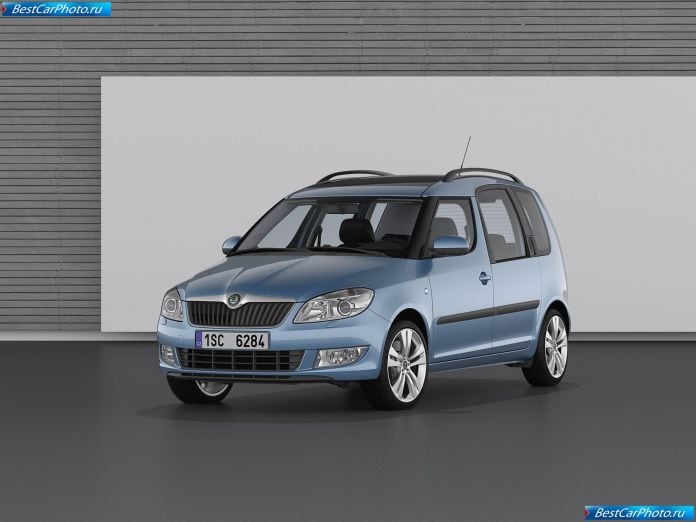 2011 Skoda Roomster - фотография 34 из 48 2011 Skoda Roomster - фотография 34 из 48