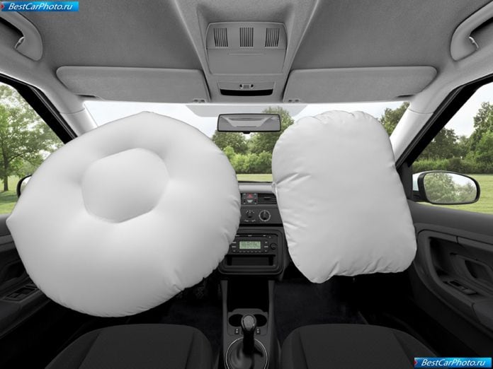 2011 Skoda Roomster - фотография 38 из 48 2011 Skoda Roomster - фотография 38 из 48