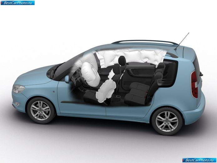 2011 Skoda Roomster - фотография 41 из 48