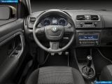 skoda_2011-roomster_scout_1600x1200_008.jpg
