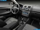 skoda_2011-roomster_scout_1600x1200_009.jpg