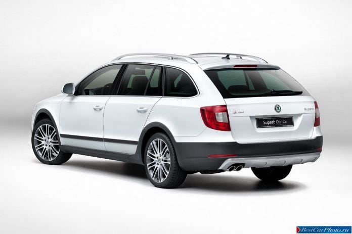 2012 Skoda Superb Outdoor - фотография 2 из 8 2012 Skoda Superb Outdoor - фотография 2 из 8
