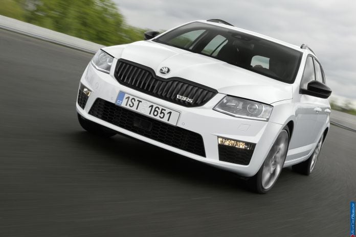 2013 Skoda Octavia RS Combi - фотография 3 из 45 2013 Skoda Octavia RS Combi - фотография 3 из 45