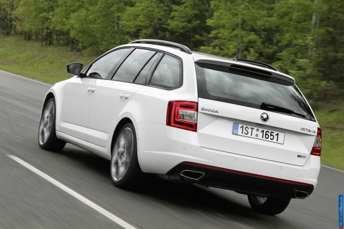 2013 Skoda Octavia RS Combi - фотография 7 из 45 2013 Skoda Octavia RS Combi - фотография 7 из 45