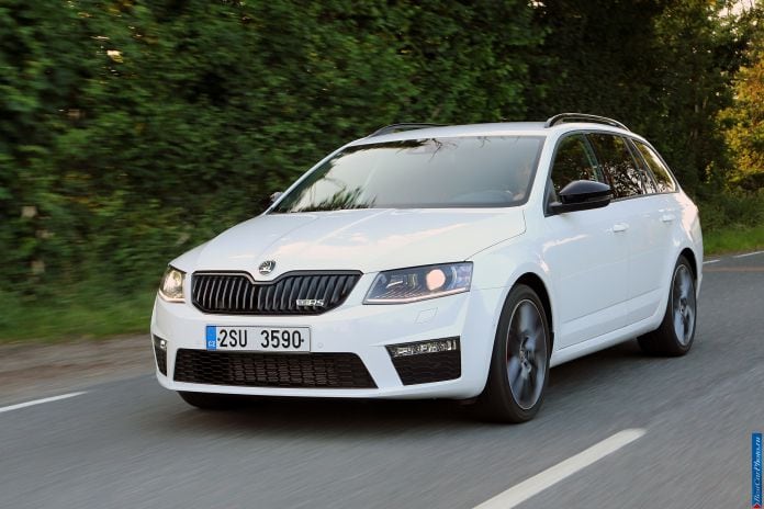 2013 Skoda Octavia RS Combi - фотография 8 из 45 2013 Skoda Octavia RS Combi - фотография 8 из 45