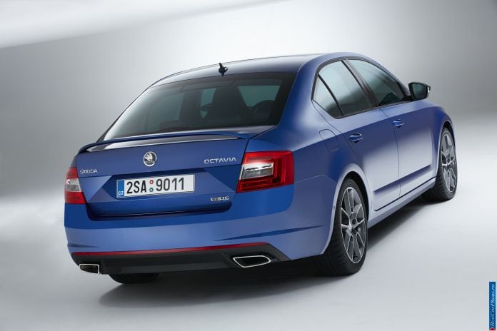 2013 Skoda Octavia RS - фотография 35 из 57 2013 Skoda Octavia RS - фотография 35 из 57