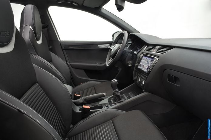 2013 Skoda Octavia RS - фотография 44 из 57 2013 Skoda Octavia RS - фотография 44 из 57