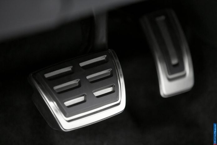 2013 Skoda Octavia RS - фотография 47 из 57 2013 Skoda Octavia RS - фотография 47 из 57