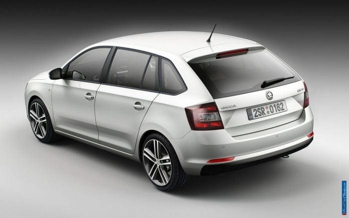 2013 Skoda Rapid Spaceback - фотография 4 из 6 2013 Skoda Rapid Spaceback - фотография 4 из 6