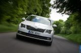 2013_skoda_superb_combi_008.jpg