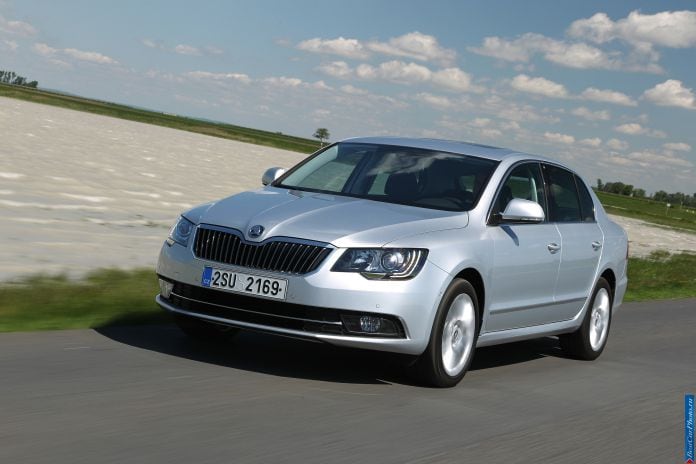 2014 Skoda Superb - фотография 3 из 39 2014 Skoda Superb - фотография 3 из 39