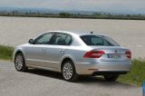 2013_skoda_superb_008.jpg