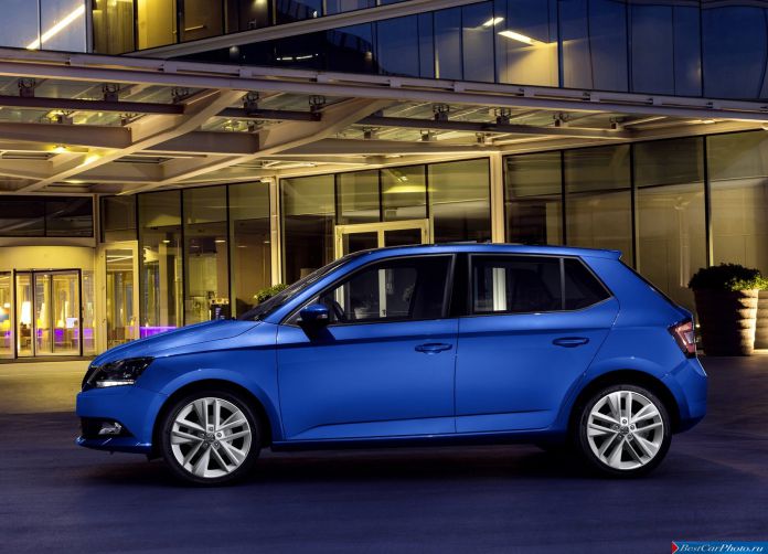2015 Skoda Fabia - фотография 3 из 56 2015 Skoda Fabia - фотография 3 из 56