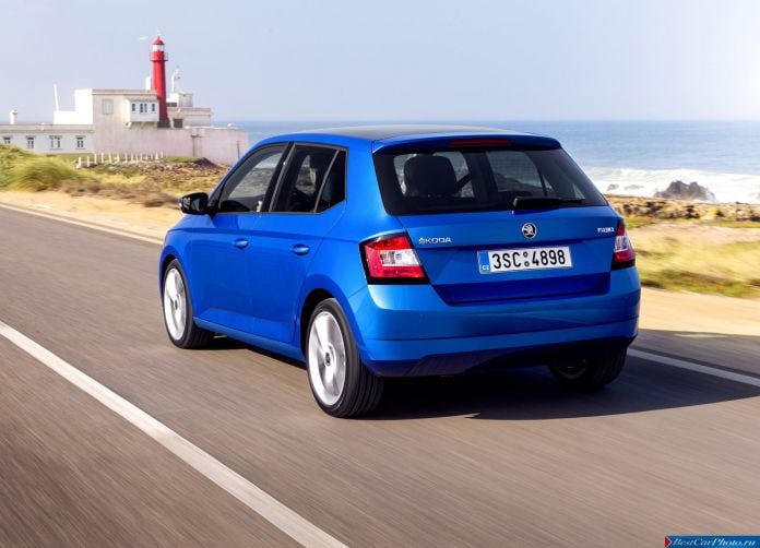 2015 Skoda Fabia - фотография 12 из 56 2015 Skoda Fabia - фотография 12 из 56