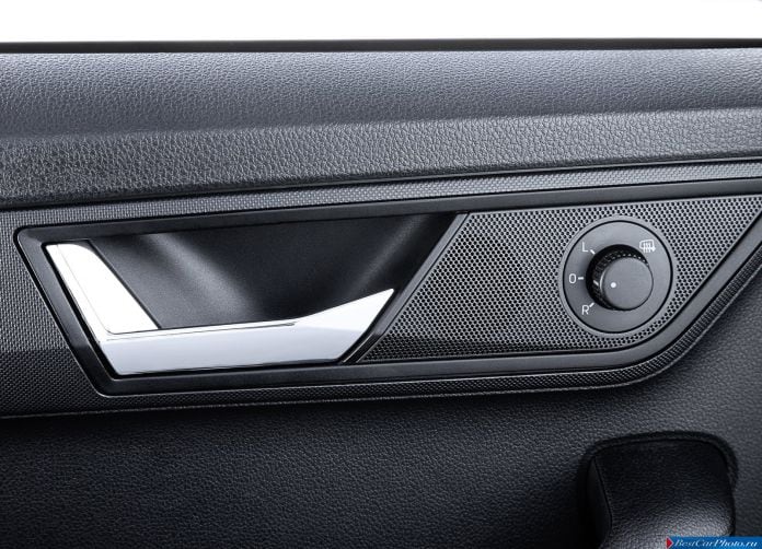 2015 Skoda Fabia - фотография 23 из 56 2015 Skoda Fabia - фотография 23 из 56