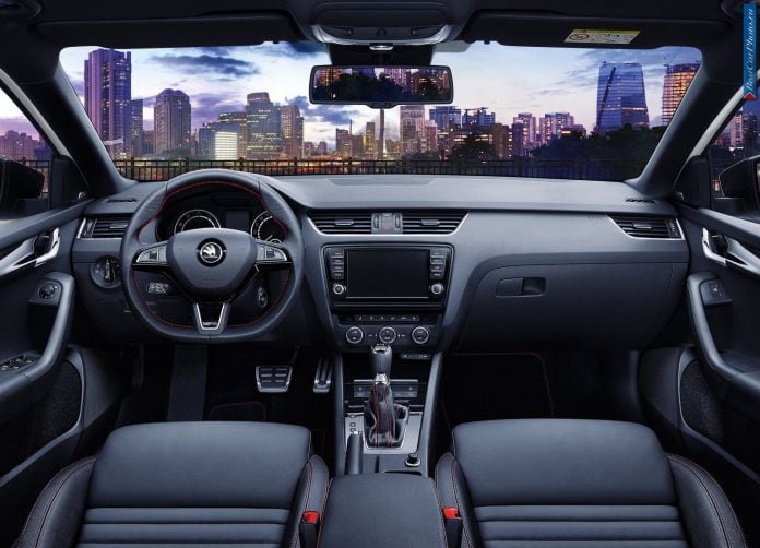 2015 Skoda Octavia RS 230 - фотография 3 из 9 2015 Skoda Octavia RS 230 - фотография 3 из 9