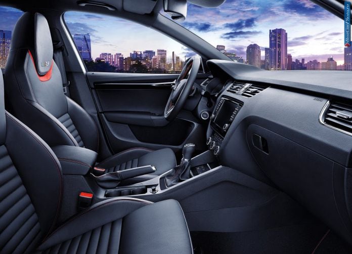 2015 Skoda Octavia RS 230 - фотография 4 из 9 2015 Skoda Octavia RS 230 - фотография 4 из 9