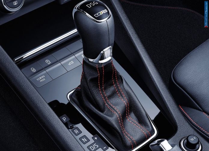 2015 Skoda Octavia RS 230 - фотография 5 из 9 2015 Skoda Octavia RS 230 - фотография 5 из 9