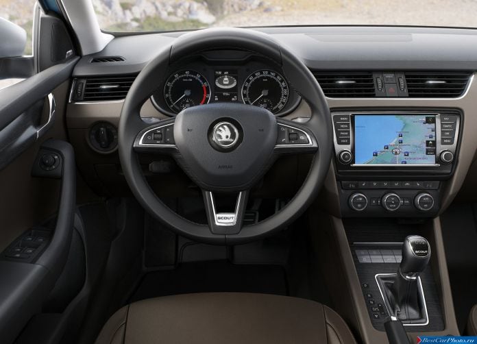 2015 Skoda Octavia Scout - фотография 14 из 23 2015 Skoda Octavia Scout - фотография 14 из 23