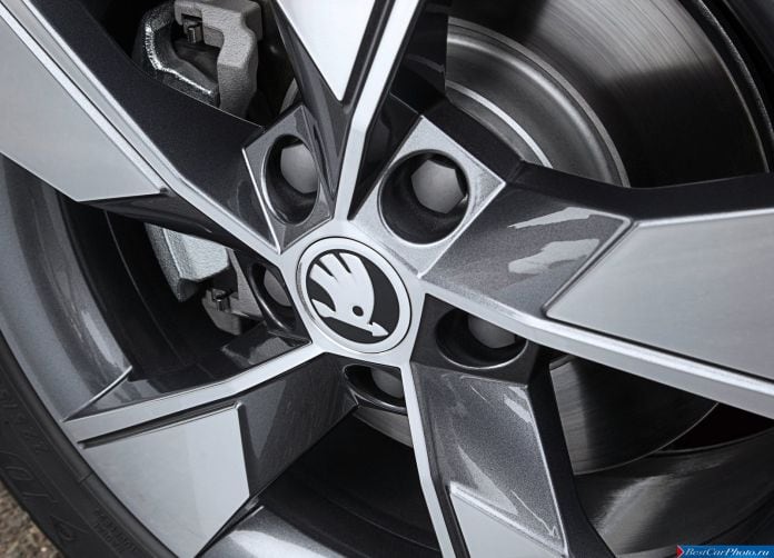 2015 Skoda Octavia Scout - фотография 20 из 23 2015 Skoda Octavia Scout - фотография 20 из 23