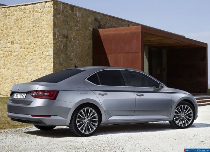 2015 Skoda Superb - фотография 48 из 116 2015 Skoda Superb - фотография 48 из 116