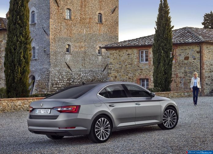 2015 Skoda Superb - фотография 51 из 116 2015 Skoda Superb - фотография 51 из 116
