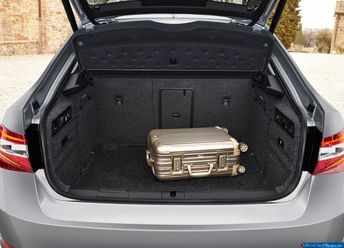 2015 Skoda Superb - фотография 69 из 116 2015 Skoda Superb - фотография 69 из 116