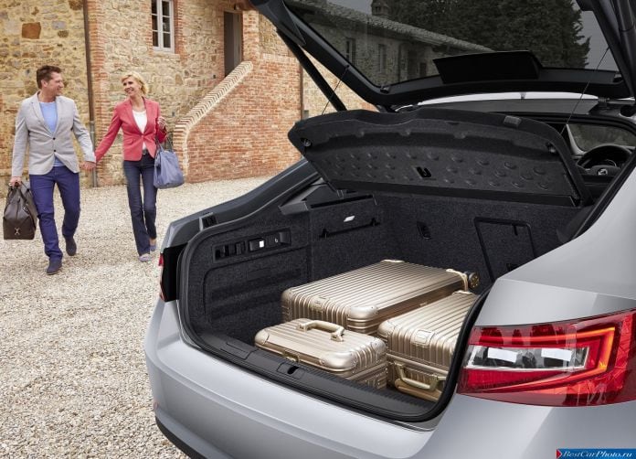 2015 Skoda Superb - фотография 73 из 116