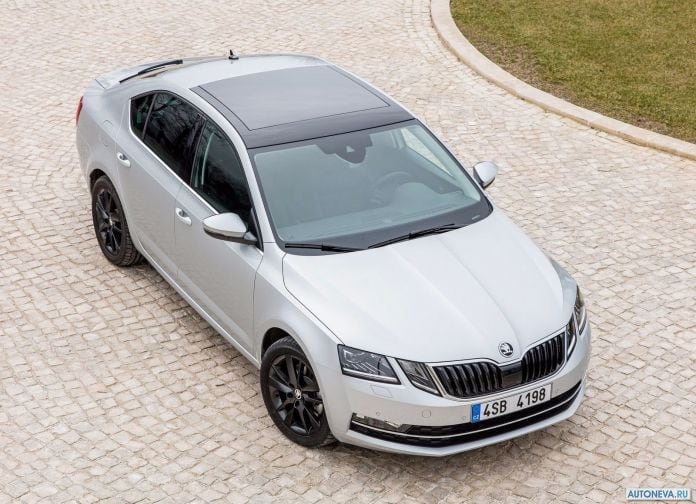 2017 Skoda Octavia - фотография 1 из 120